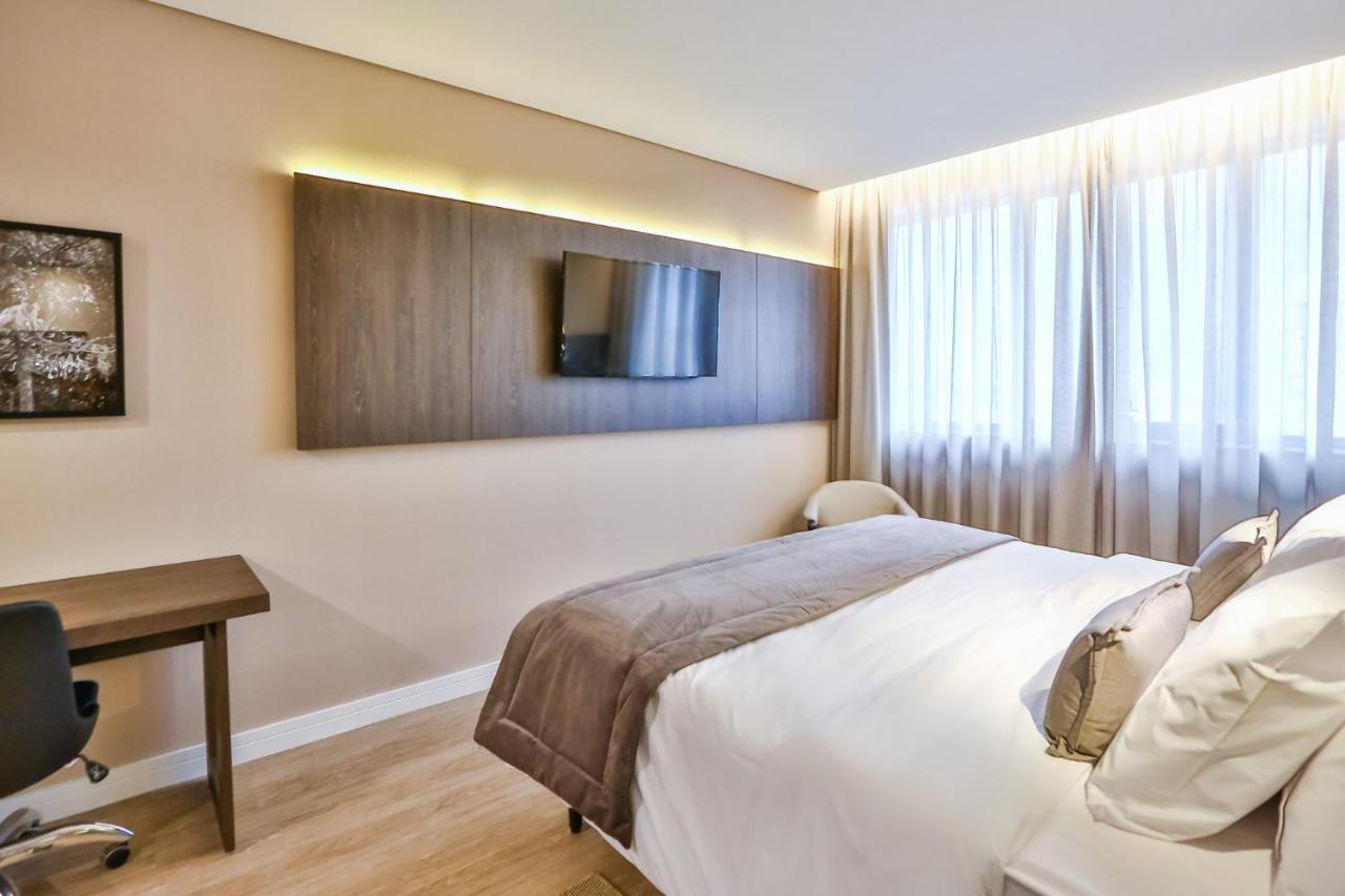 Transamerica Collection Goiania Bagian luar foto A room at the hotel
