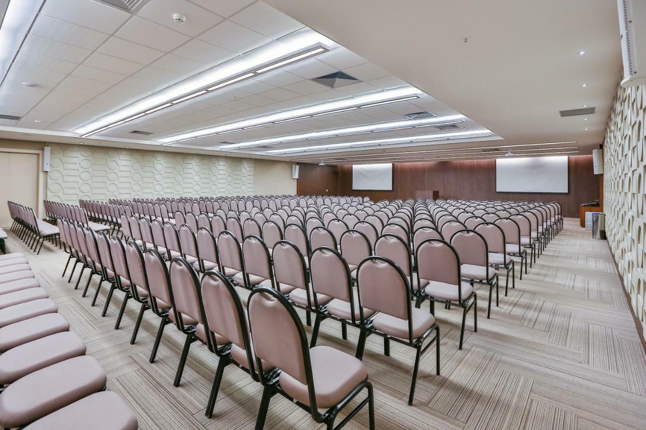 Transamerica Collection Goiania Bagian luar foto The main auditorium
