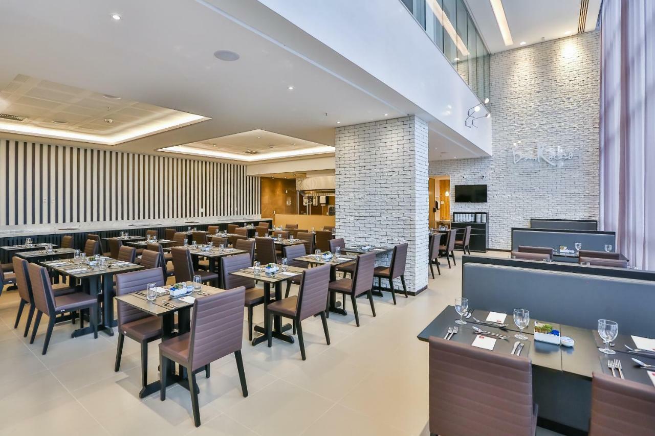 Transamerica Collection Goiania Bagian luar foto The restaurant